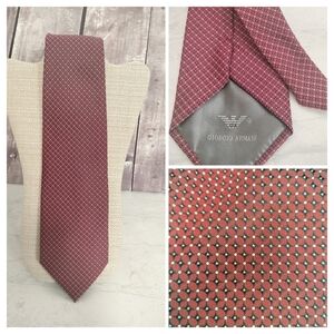 Giorgio Armani Men's Red Black Silk Geometric Designer Necktie Tie Handmade.. TT